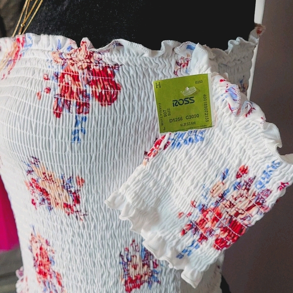 Strapless Floral Top - Picture 3 of 4